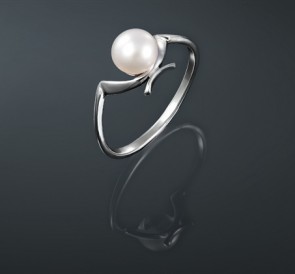 Серебряное кольцо с жемчугом к-140079: белый пресноводный жемчуг, серебро 925°